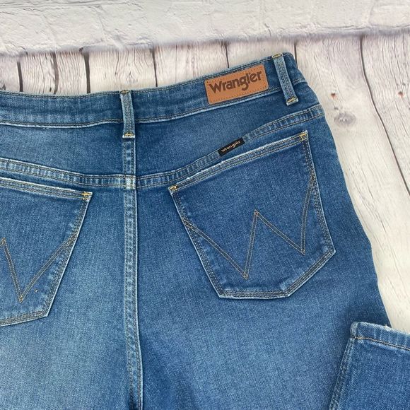 Wrangler Women’s Distressed High Rise Wide Leg Jeans Size  6 - Picture 7 of 8